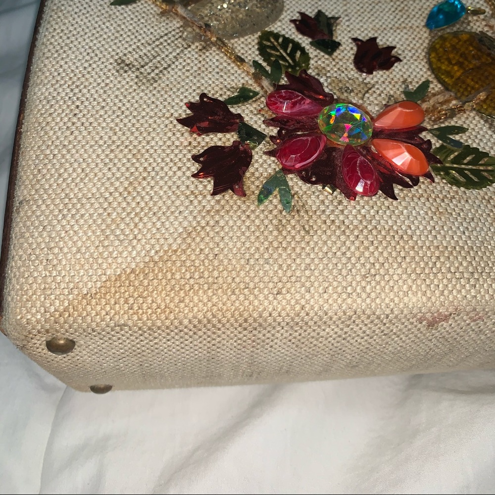 VINTAGE! - Picture 2 of 4